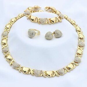 NWT - Hugs And Kisses Gold Plated Necklace Set